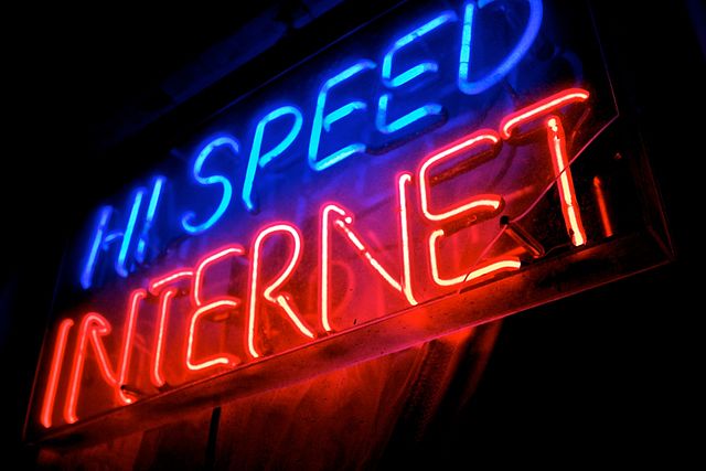 Sanders Pushing for Universal High-Speed Internet
