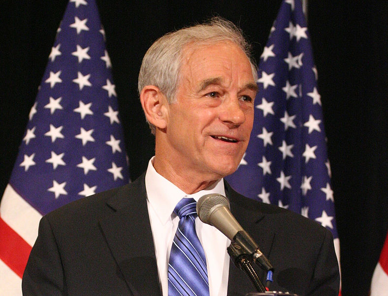 Ron Paul Urges Romney to Disclose Tax Returns and Silence Critics